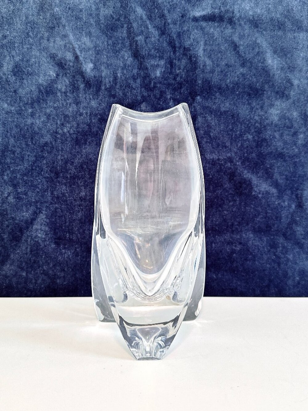 BACCARAT MASSAI LARGE 9.5" CRYSTAL VASE
